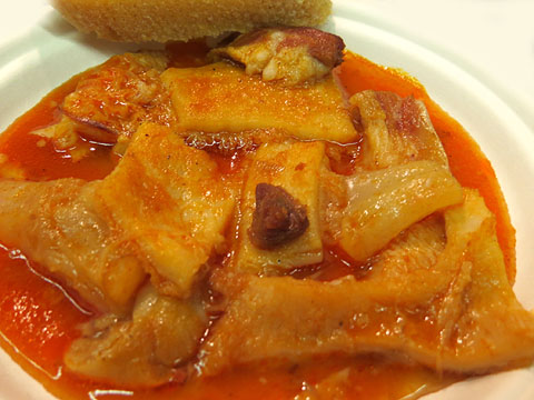 Tastet de tripa i pota tradicional