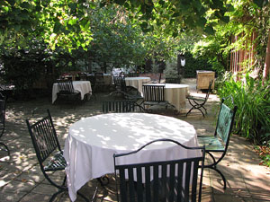 Restaurant La Riera de Sant Mart&iacute; Vell