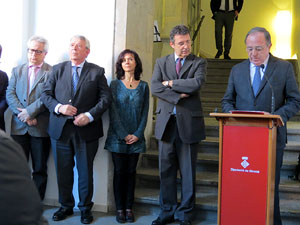 Inauguraci&oacute; d'un bust d'Agust&iacute; Riera i Pau, obra de Ci&oacute;  Abell&iacute; a la Diputaci&oacute; de Girona