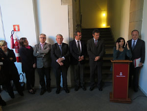 Inauguraci&oacute; d'un bust d'Agust&iacute; Riera i Pau, obra de Ci&oacute;  Abell&iacute; a la Diputaci&oacute; de Girona