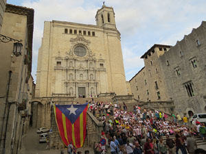 Assaig punter de la Via Lliure a la Diagonal de Barcelona, a les escales de la Catedral