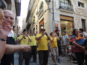 Far&agrave;ndula. 500 anys d'imatgeria festiva de Girona. Cercavila de cloenda