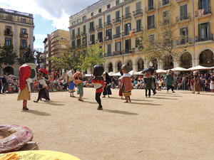 Far&agrave;ndula. 500 anys d'imatgeria festiva de Girona. Cercavila de cloenda