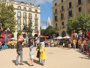 Far&agrave;ndula. 500 anys d'imatgeria festiva de Girona. Cercavila de cloenda