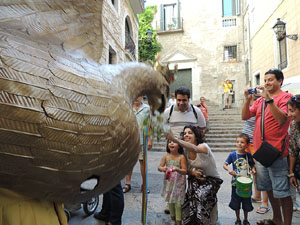 Far&agrave;ndula. 500 anys d'imatgeria festiva de Girona. Cercavila de cloenda