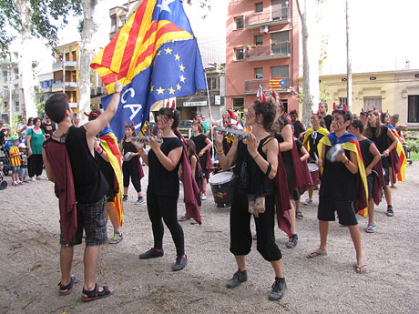 Festival Catalunya vol viure en llibertat i amb dignitat a Girona. Participaci&oacute; de Santa Eug&egrave;nia de Ter
