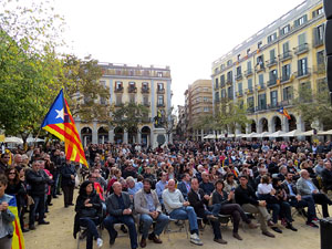 Crida a la participaci&oacute; per al 9N a la pla&ccedil;a de la Independ&egrave;ncia