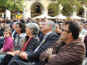 Crida a la participaci&oacute; per al 9N a la pla&ccedil;a de la Independ&egrave;ncia