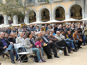 Crida a la participaci&oacute; per al 9N a la pla&ccedil;a de la Independ&egrave;ncia