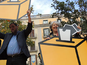 Crida a la participaci&oacute; per al 9N a la pla&ccedil;a de la Independ&egrave;ncia