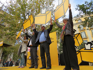 Crida a la participaci&oacute; per al 9N a la pla&ccedil;a de la Independ&egrave;ncia