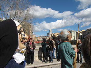 Enlla&ccedil;ats per la Llengua. La cercavila