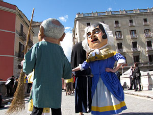 Enlla&ccedil;ats per la Llengua. La cercavila