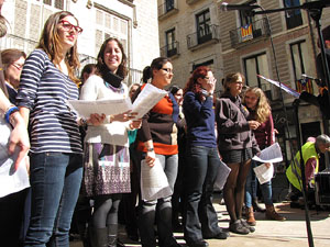 Enlla&ccedil;ats per la Llengua. La pla&ccedil;a del Vi