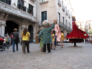 Cercavila a c&agrave;rrec del grup Fal&middot;lera Gironina