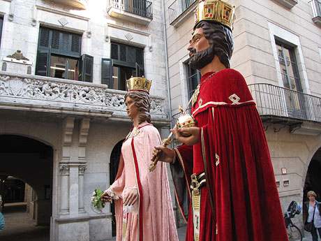 Cercavila a c&agrave;rrec del grup Fal&middot;lera Gironina