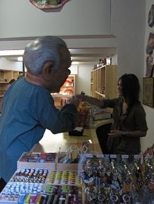 Cercavila a c&agrave;rrec del grup Fal&middot;lera Gironina