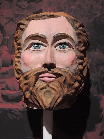 Gegants nous de Girona. Cap constru&iuml;t per Albert Argimon, Taller Can Boter de Tiana, 1985