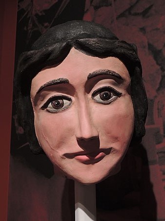 Gegants nous de Girona. Cap constru&iuml;t per Albert Argimon, Taller Can Boter de Tiana, 1985