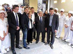 Homenatge als germans Roca del Celler de Can Roca. Arribada a la pla&ccedil;a del Vi