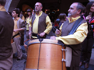Homenatge als germans Roca del Celler de Can Roca. Activitats a la pla&ccedil;a del Vi