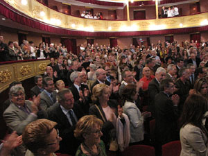 Homenatge als germans Roca del Celler de Can Roca. Acte al Teatre Municipal