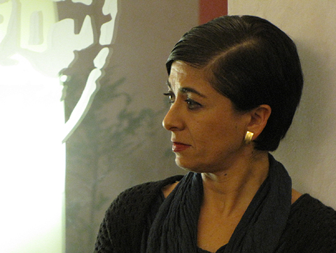 S&iacute;lvia Planas, directora del Museu d'Hist&ograve;ria del Jueus de Girona, durant la presentaci&oacute; del llibre
