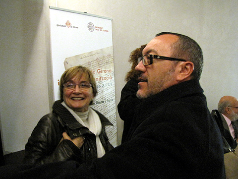Assumpci&oacute; Hosta, director del Patronat del Call de Girona, i Albert Riera, gerent de l'ajuntament de Girona, durant la presentaci&oacute;
