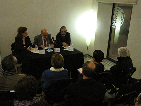 Un moment de la presentaci&oacute; del llibre