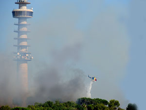 Incendi forestal darrere Les Pedreres