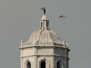 Incendi forestal darrere Les Pedreres