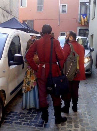 Figurants al carrer Francesc Sams&oacute;