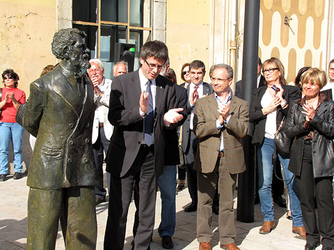 Inauguraci&oacute; oficial de l'escultura de Laure&agrave; Dalmau i Pla