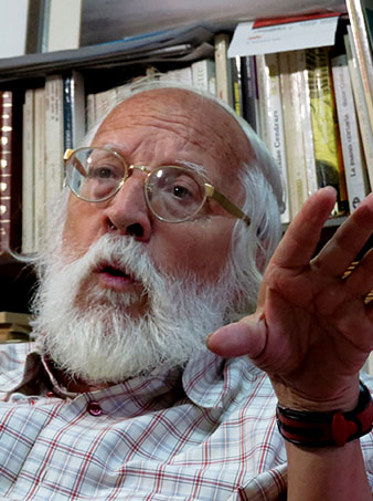 Llu&iacute;s Bosch Mart&iacute; al seu estudi