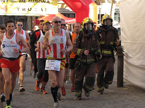 6a. Marat&oacute; per la Marat&oacute; de TV3 al carrer Santa Clara