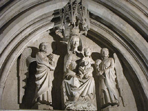 Festa de la Mare de D&eacute;u de Gr&agrave;cia i de Bell-ull als claustres de la Catedral de Girona