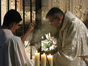Festa de la Mare de D&eacute;u de Gr&agrave;cia i de Bell-ull als claustres de la Catedral de Girona