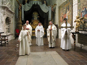 Festa de la Mare de D&eacute;u de Gr&agrave;cia i de Bell-ull als claustres de la Catedral de Girona