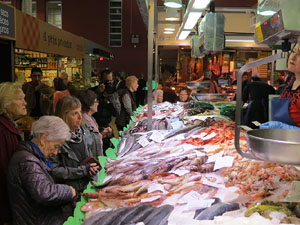Mercat del Lle&oacute;. Lliurament del premi T'atreveixes a gastar 500 euros en tres hores?