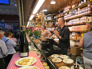 Nit de Flors i Sabors al Mercat del Lle&oacute;