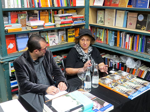 Mart&iacute; fonalleras durant la trobada
