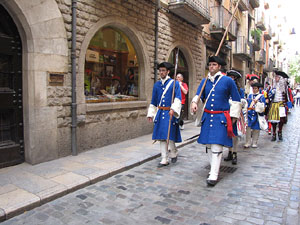 Sortida de la bas&iacute;lica de Sant Feliu