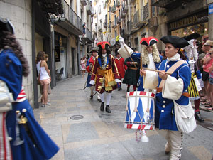 Sortida de la bas&iacute;lica de Sant Feliu