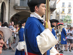Sortida de la bas&iacute;lica de Sant Feliu