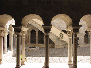 Inauguraci&oacute; de la restauraci&oacute; del claustre de Sant Daniel