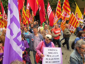 Manifestaci&oacute; de l'1 de maig pels carrers de Girona
