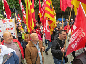 Manifestaci&oacute; de l'1 de maig pels carrers de Girona