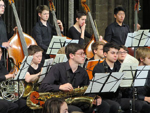 Concert de  l'orquestra Simf&ograve;nica i Conjunt de Vent de l'Institut Guilford, de New Haven, Connecticut a la catedral de Girona