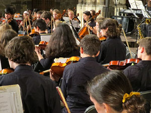 Concert de  l'orquestra Simf&ograve;nica i Conjunt de Vent de l'Institut Guilford, de New Haven, Connecticut a la catedral de Girona