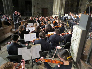 Concert de  l'orquestra Simf&ograve;nica i Conjunt de Vent de l'Institut Guilford, de New Haven, Connecticut a la catedral de Girona
